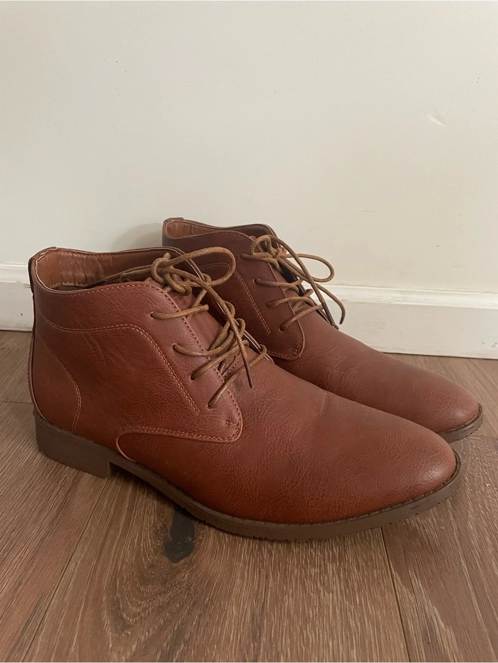 Men's Brown Lace-Up Chukka Boots